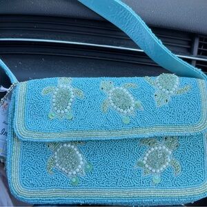 Viral Beaded Sea Turtle Bag - Turquoise